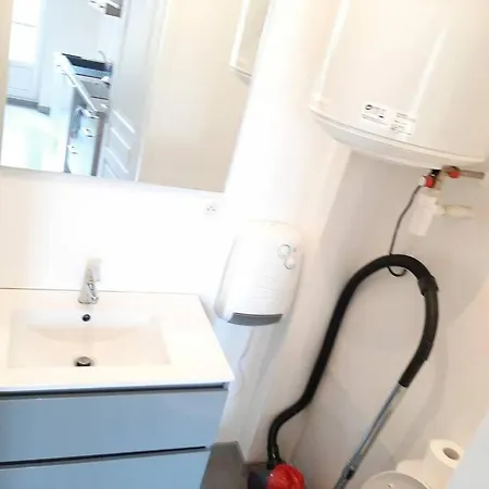 Studio Hyper-centre Confortable Acces Boite A Clee *